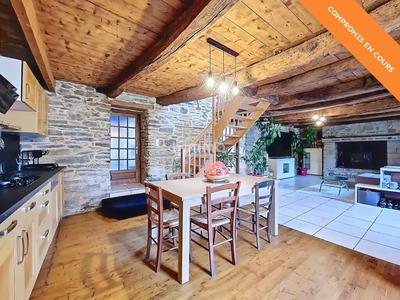 Maison en pierre - 125 m² - 6 pièces