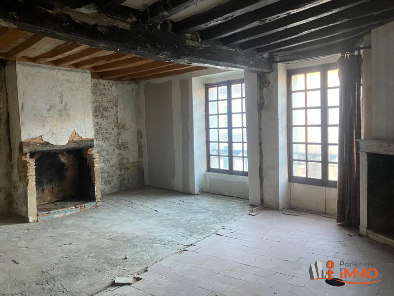 Maison - 220 m² - 9 pièces