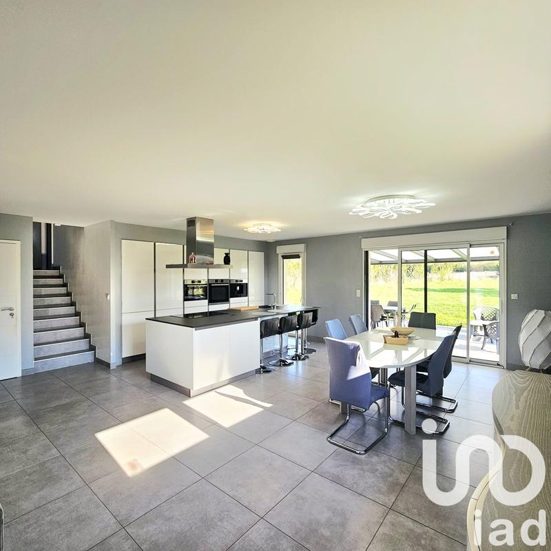 Maison - 135 m² - 6 pièces