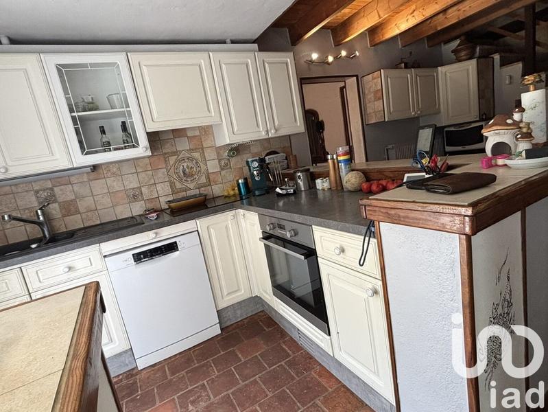 Maison - 205 m² - 11 pièces