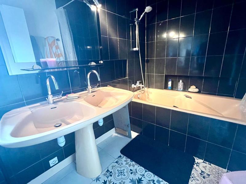 Propriété - 116 m² - 6 pièces