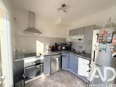 Maison - 80 m² - 3 pièces