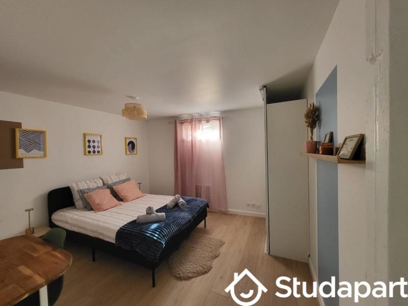 Chambre - 12 m² - 1 pièce