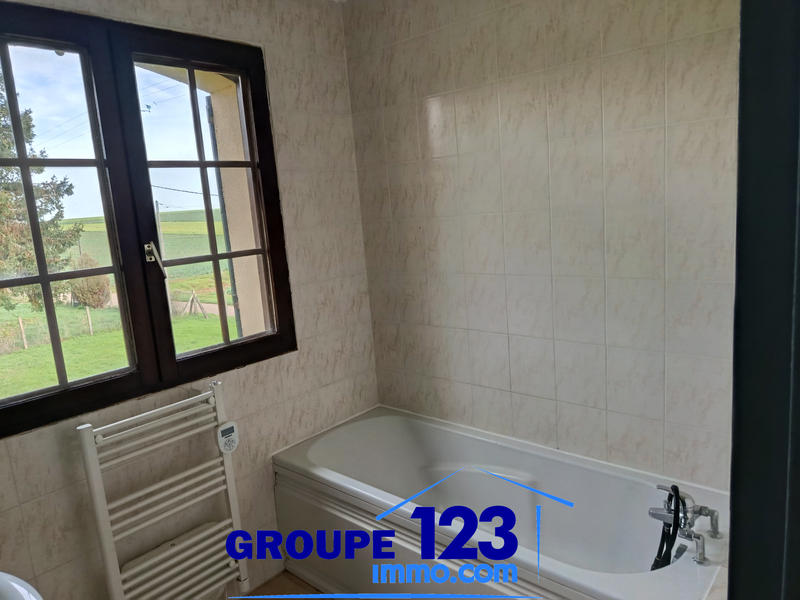 Maison - 97 m² - 5 pièces