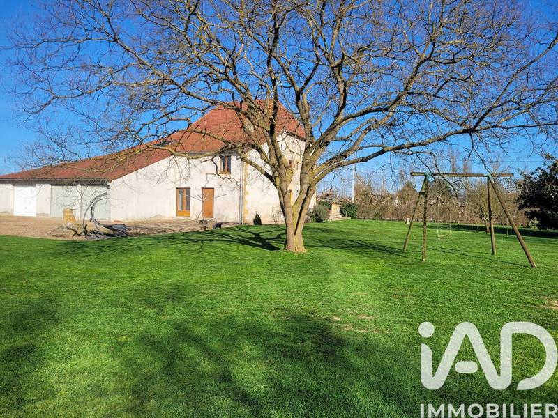 Maison - 216 m² - 7 pièces