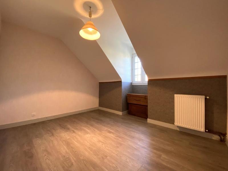 Maison - 162 m² - 7 pièces