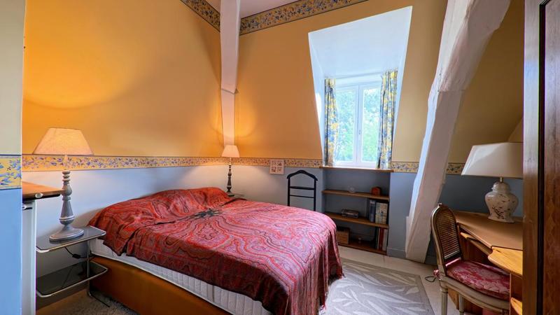 Maison - 170 m² - 7 pièces