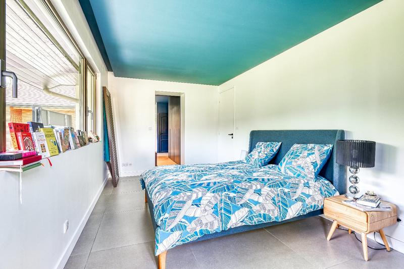 Maison - 300 m² - 11 pièces