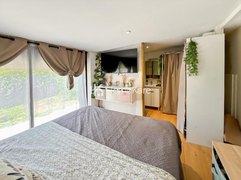 Maison - 200 m² - 7 pièces