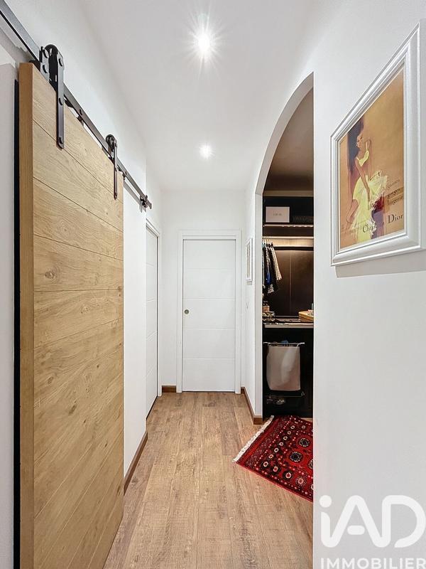 Appartement - 104 m² - 4 pièces