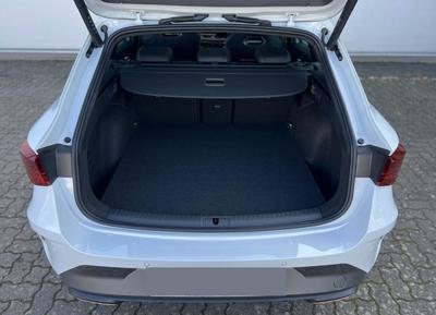 Cupra Leon St Vz 272 Hybrid Rechargeable / Toit Pano Ouvrant Coffre et Seieges Elec Keyless Sennheiser