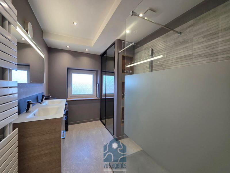 Maison - 150 m² - 4 pièces