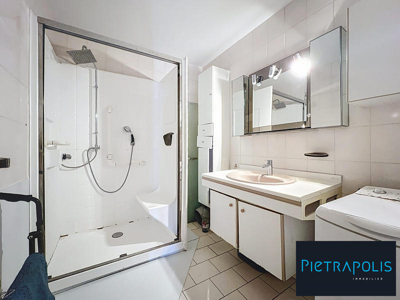 Appartement - 95 m² - 5 pièces