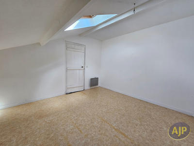 Immeuble - 13 pièces