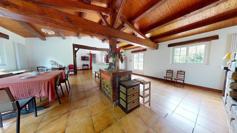 Pavillon - 262 m² - 7 pièces