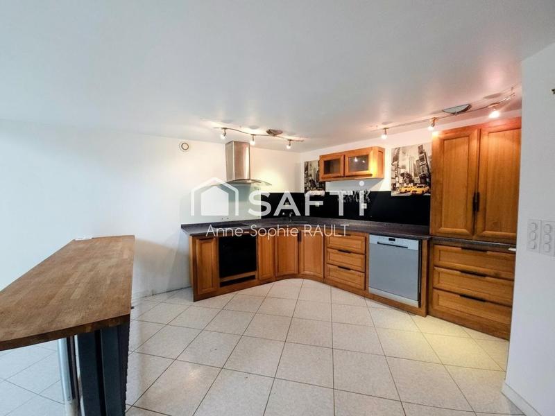 Maison - 171 m² - 6 pièces