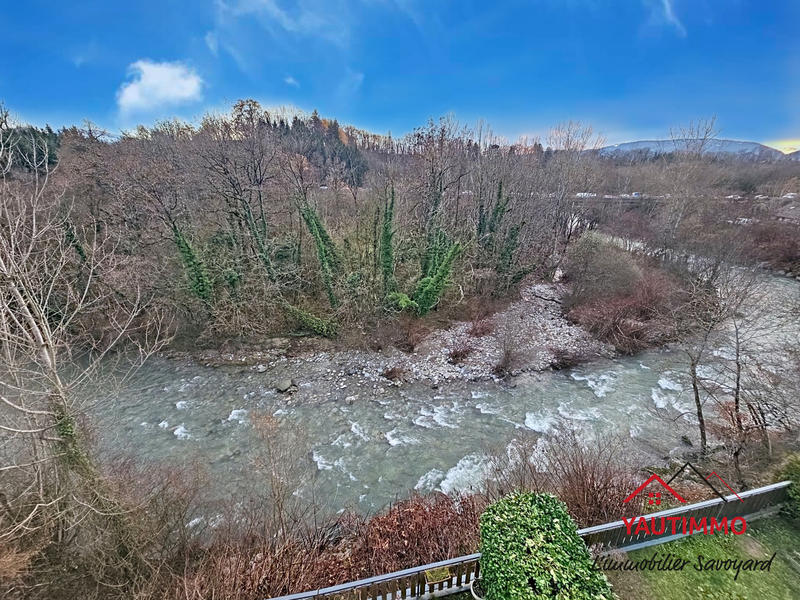 Appartement - 110 m² - 5 pièces