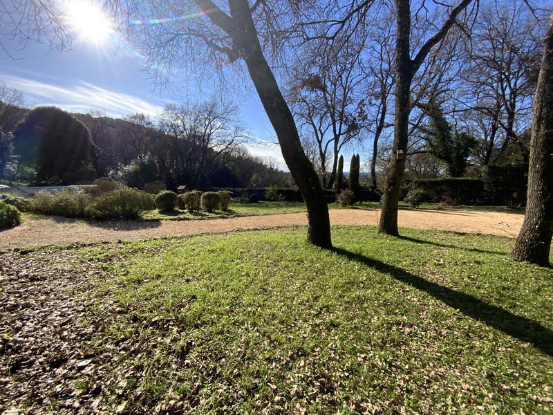 Maison - 288 m² - 6 pièces