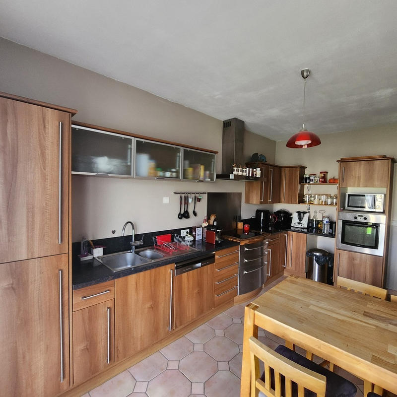 Maison - 160 m² - 6 pièces