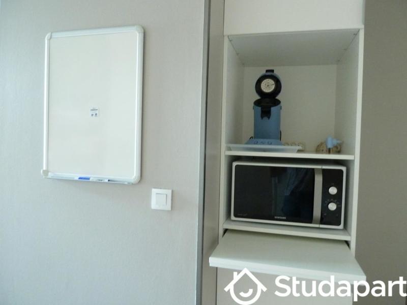 Chambre - 11 m² - 1 pièce