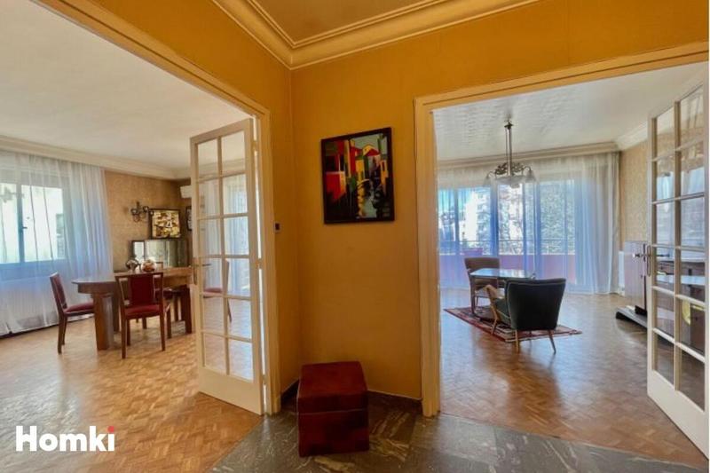 Appartement - 131 m² - 5 pièces