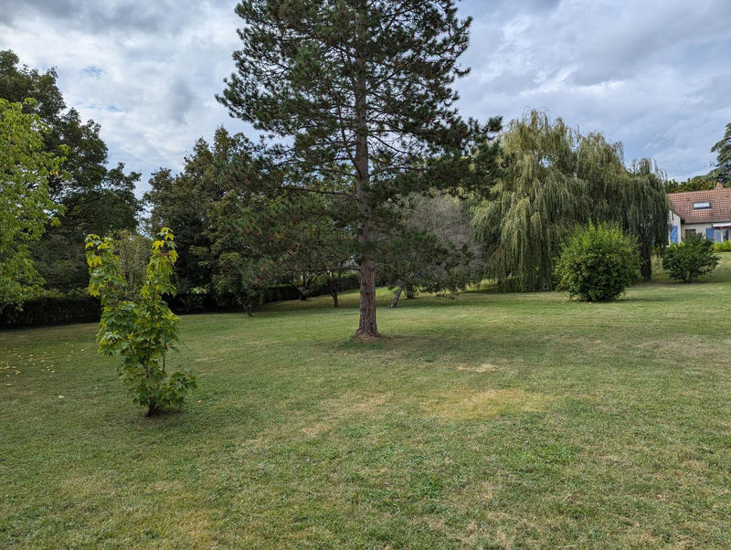 Maison - 137 m² - 5 pièces