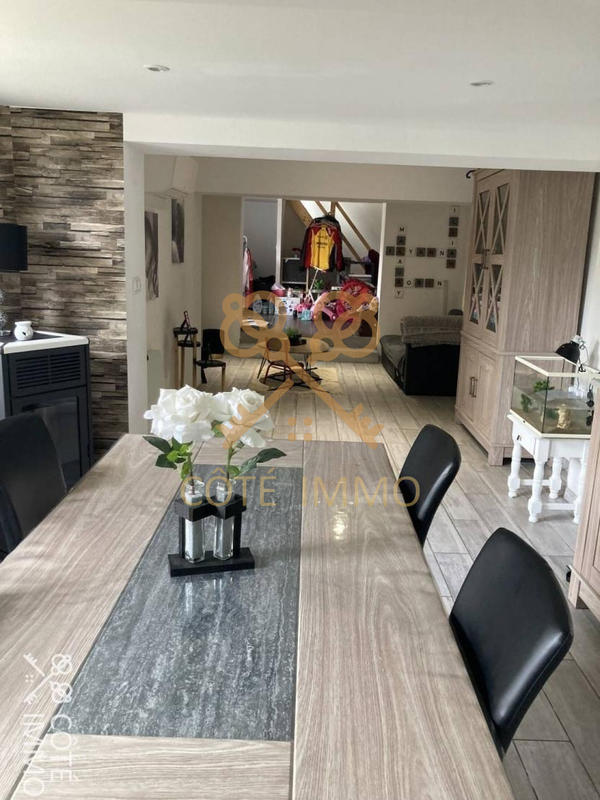 Maison - 100 m² - 5 pièces