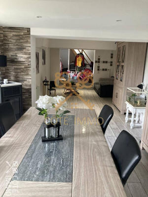 Maison - 100 m² - 5 pièces