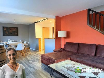 Maison - 90 m² - 4 pièces