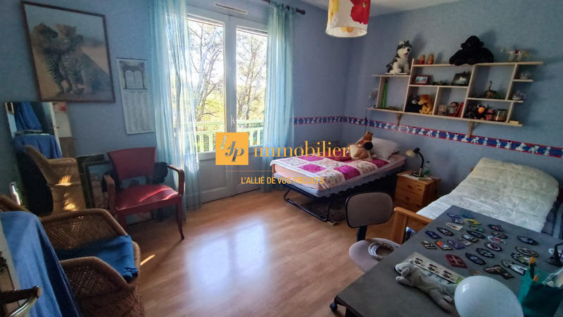 Villa - 177 m² - 6 pièces