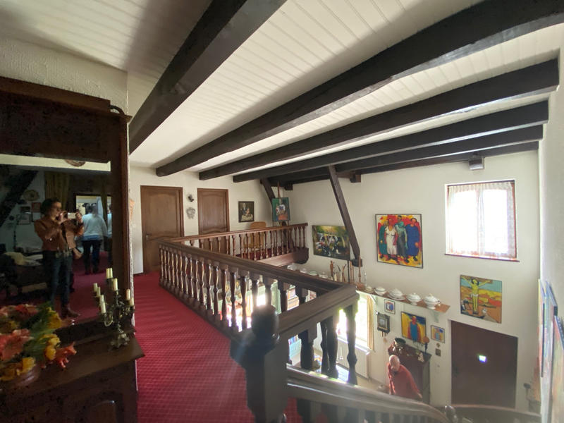 Maison - 267 m² - 8 pièces