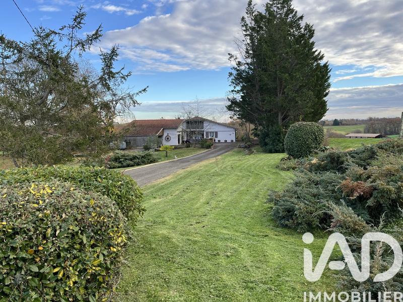 Maison - 136 m² - 7 pièces