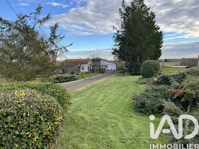 Maison - 136 m² - 7 pièces