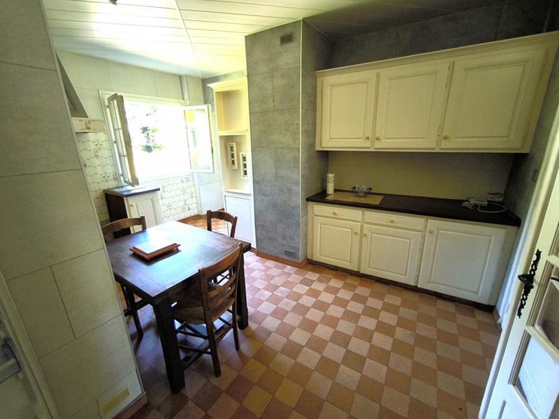 Maison - 225 m² - 7 pièces