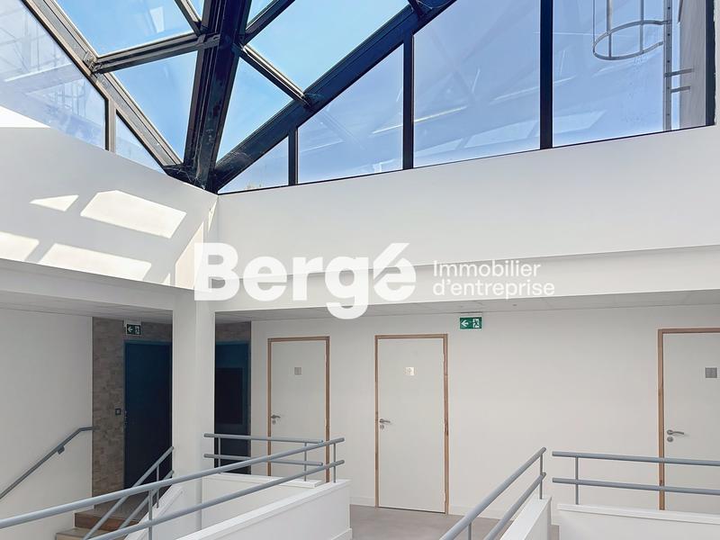 Bureau - 253 m²