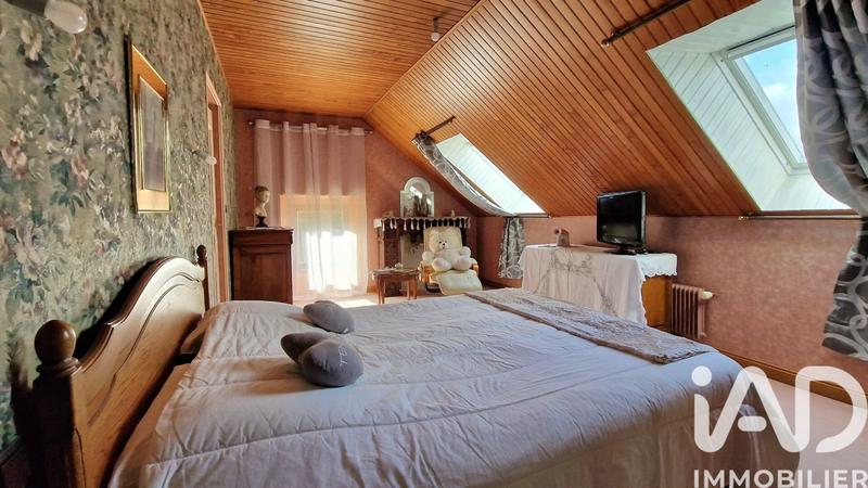 Maison - 198 m² - 6 pièces