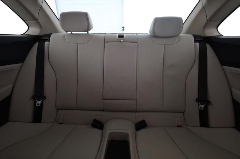 Bmw Serie 2 Coupé 218d Luxury Bva8 150 ch