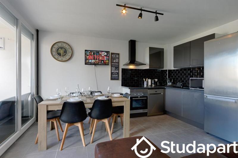 Chambre - 15 m² - 1 pièce