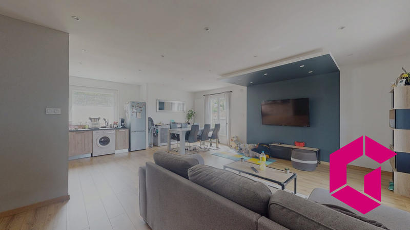 Maison - 95 m² - 4 pièces