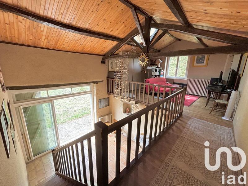 Maison - 240 m² - 6 pièces