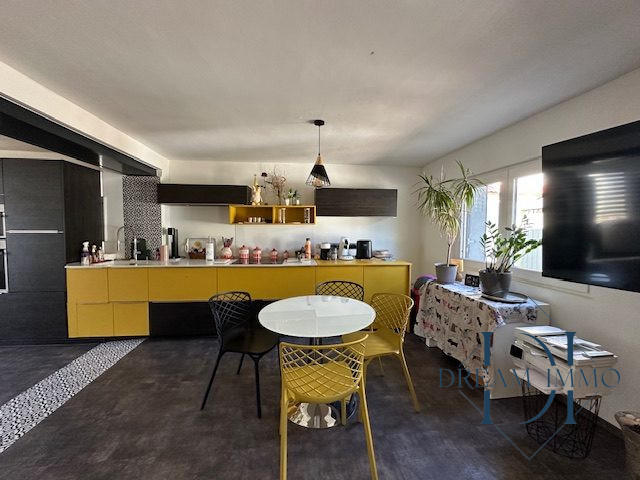 Maison ancienne - 115 m² - 5 pièces