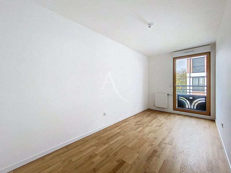 Appartement - 94 m² - 5 pièces