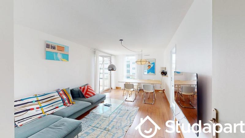 Chambre - 10 m² - 1 pièce