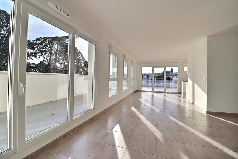 Appartement - 112 m² - 4 pièces