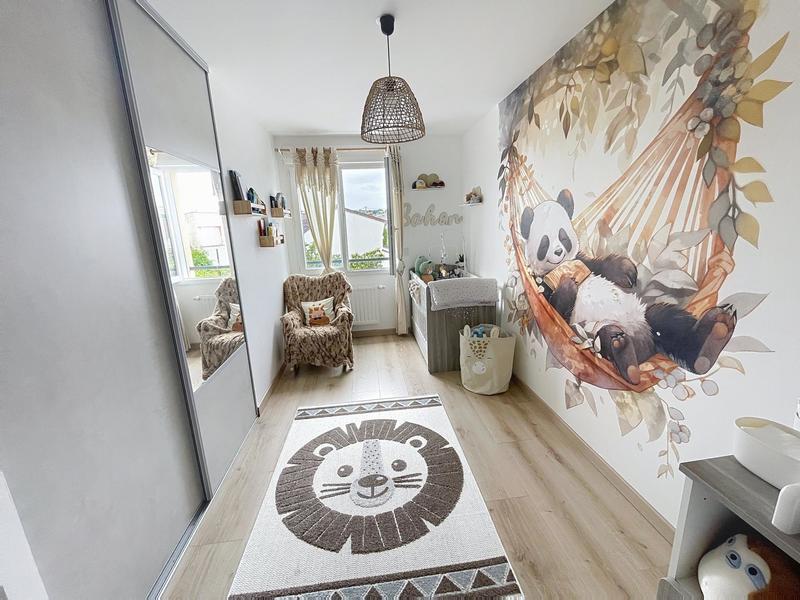 Maison - 91 m² - 5 pièces