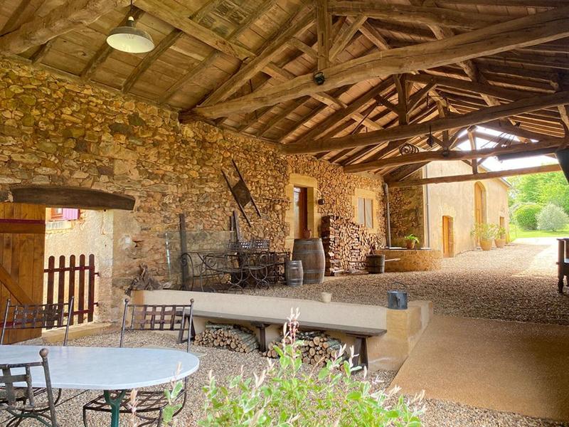 Maison - 245 m² - 9 pièces