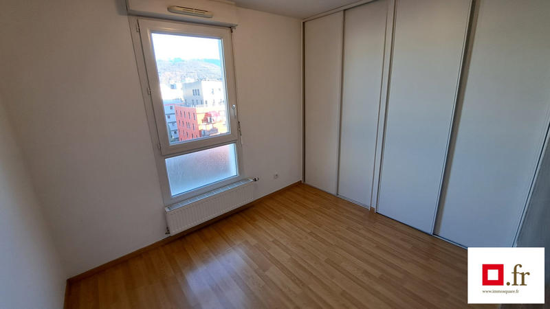 Appartement - 79 m² - 4 pièces