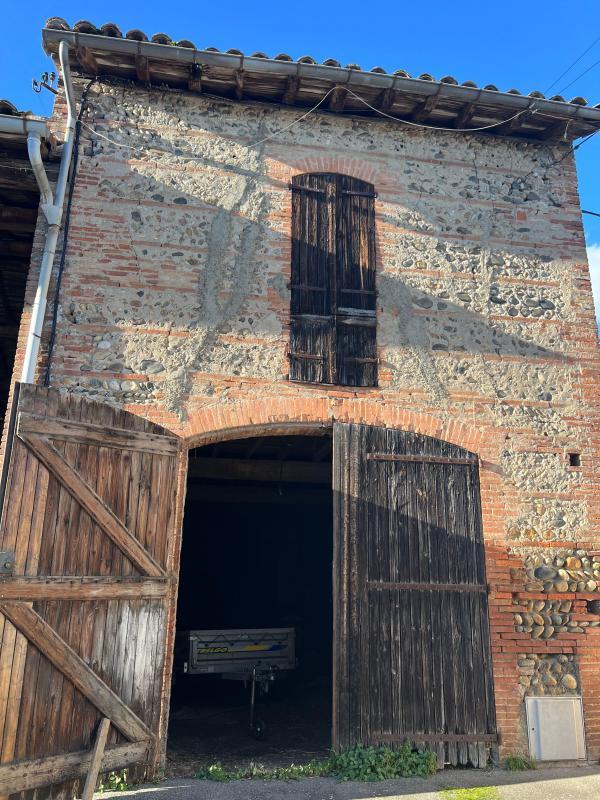 Appartement - 500 m² - 6 pièces