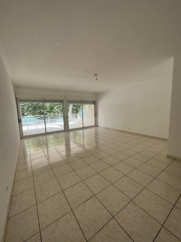 Duplex - 94 m² - 3 pièces