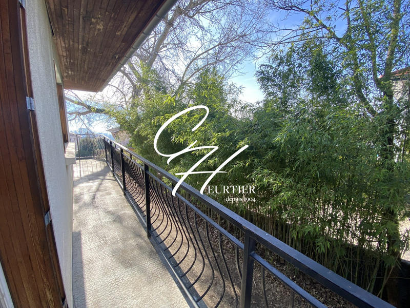 Maison - 151 m² - 6 pièces